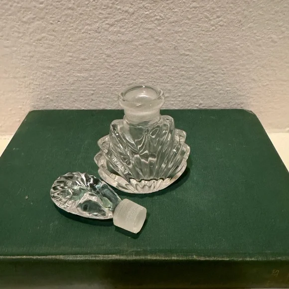 Vintage Cut Lead Crystal Perfume Bottle - Picture 9 of 14